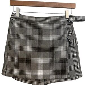H&M Black and White Plaid Mini Skirt